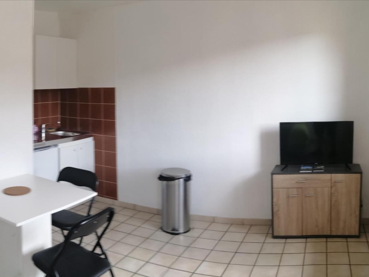 Apartmán Coquelicot Massiac Exteriér fotografie